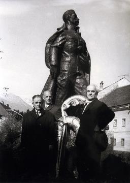 MAISTER IN RODNI KAMNIK